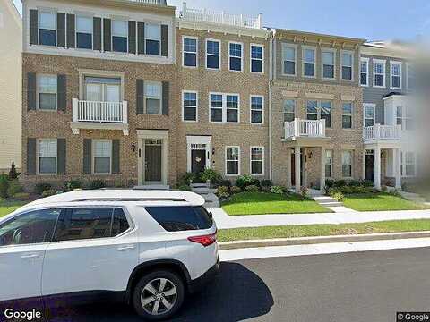 Greenbriar Hall, DUMFRIES, VA 22026