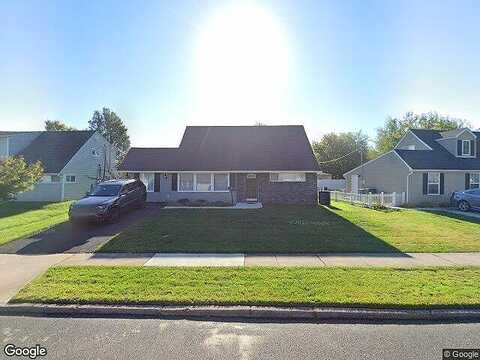 Mayflower, LEVITTOWN, PA 19056