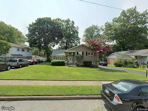 Marilyn, HAVERTOWN, PA 19083