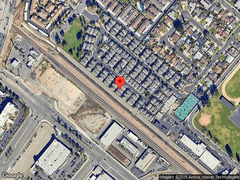 Trovita, TUSTIN, CA 92780