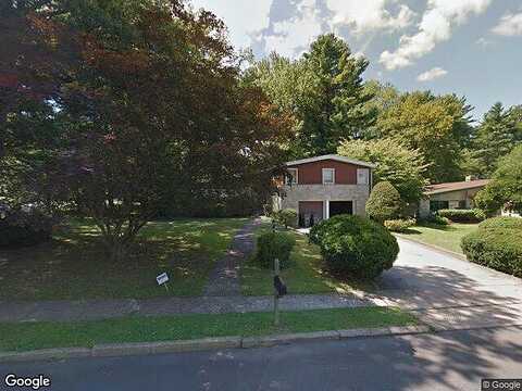 Autumn, JENKINTOWN, PA 19046