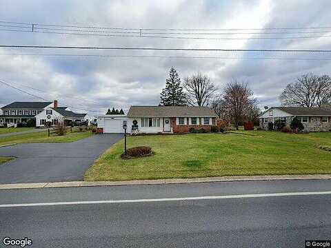 Poplars, YORK, PA 17408