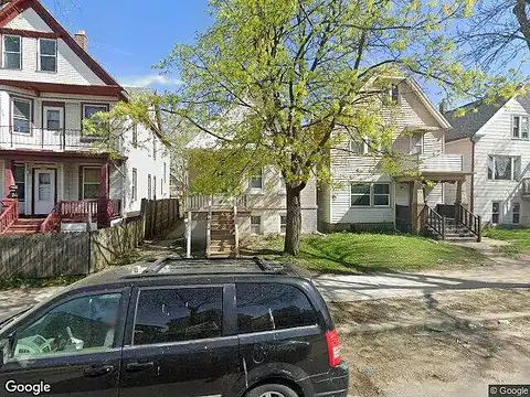Hayes, MILWAUKEE, WI 53215