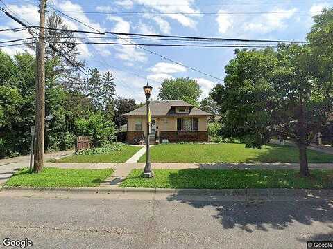 Forest, SAINT PAUL, MN 55106