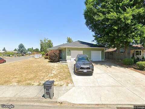 Tall Oaks, MCMINNVILLE, OR 97128