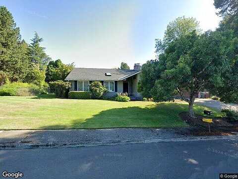 Queens, HILLSBORO, OR 97124
