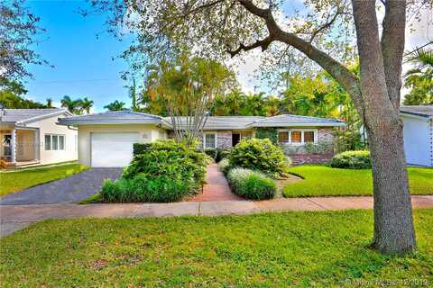 Barquera, MIAMI, FL 33146