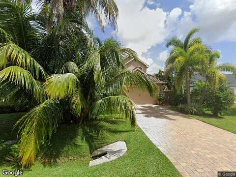 93Rd, NAPLES, FL 34108