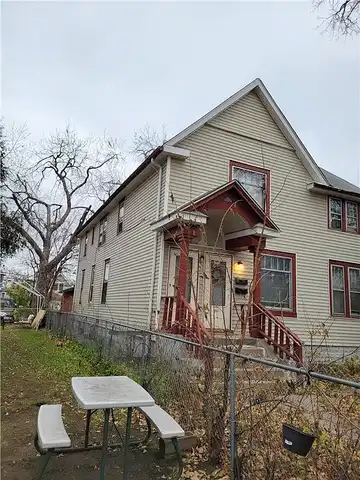 Clinton, MINNEAPOLIS, MN 55409