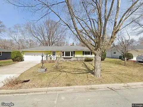 Thomas, HUTCHINSON, MN 55350