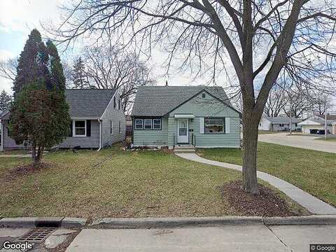 111Th, MILWAUKEE, WI 53214