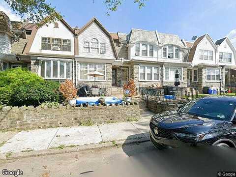 Cottage, PHILADELPHIA, PA 19135