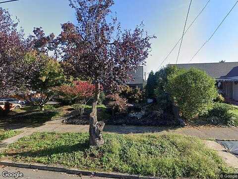 32Nd, PORTLAND, OR 97211