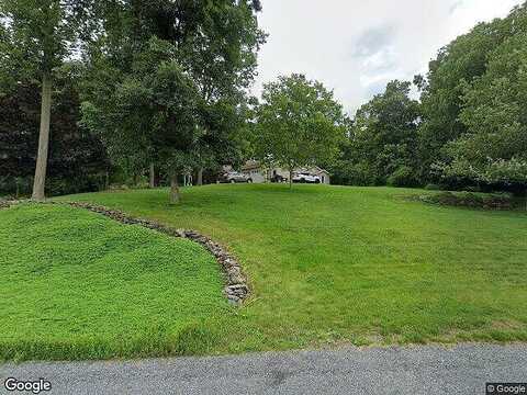 Jessica, CARLISLE, PA 17015