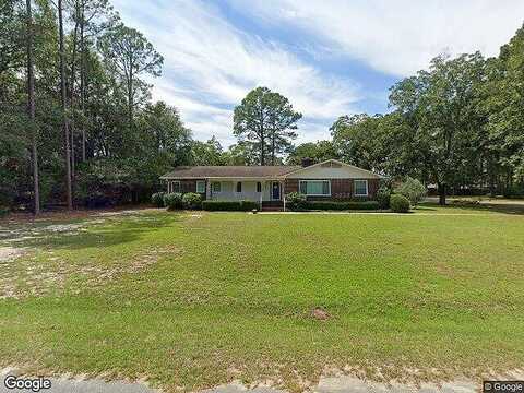 Hall, LYONS, GA 30436
