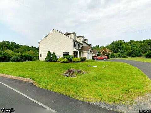Victoria, EAST STROUDSBURG, PA 18302