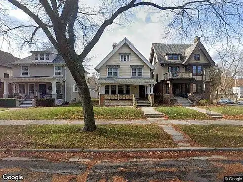 Prospect, MILWAUKEE, WI 53211