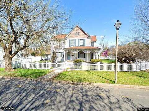 13Th, ARLINGTON, VA 22204