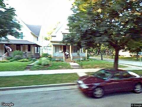 Juneau, MILWAUKEE, WI 53208