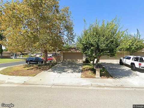 Avenida Larga, SAN JUAN CAPISTRANO, CA 92675