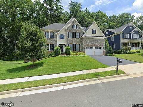 Snowberry, VIENNA, VA 22181