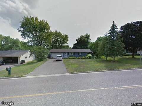 Victoria, CHASKA, MN 55318