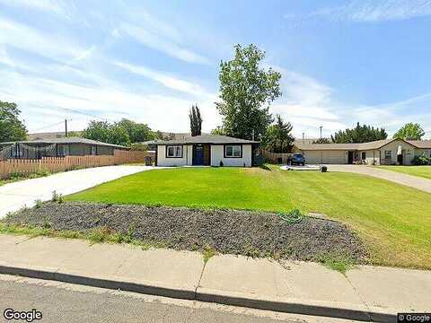 Highland, PROSSER, WA 99350