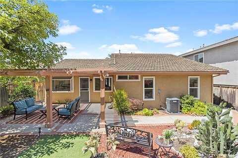 Calle Ranchera, RANCHO SANTA MARGARITA, CA 92688