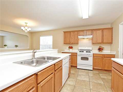 Stewart, HUTTO, TX 78634