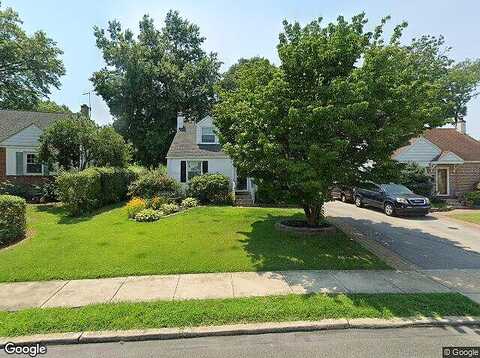 Brookside, SWARTHMORE, PA 19081