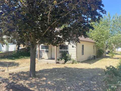 8Th, CLARKSTON, WA 99403