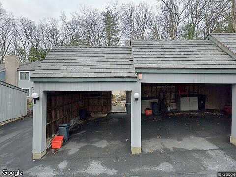 Woodledge, STATE COLLEGE, PA 16803