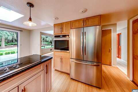 Pinecrest, PORT TOWNSEND, WA 98368
