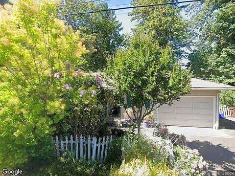Livesay, OREGON CITY, OR 97045