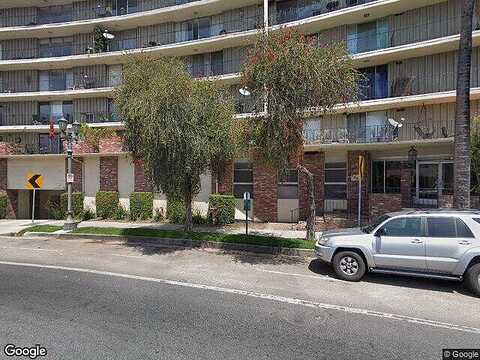 Cahuenga, LOS ANGELES, CA 90068