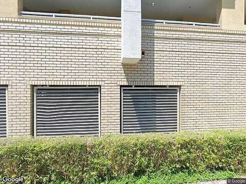 Erwin, WOODLAND HILLS, CA 91367