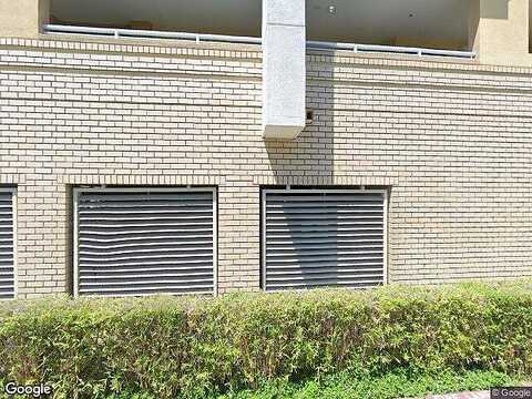 Erwin, WOODLAND HILLS, CA 91367