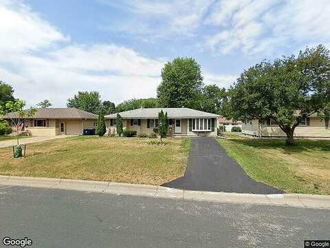 Main, SHAKOPEE, MN 55379