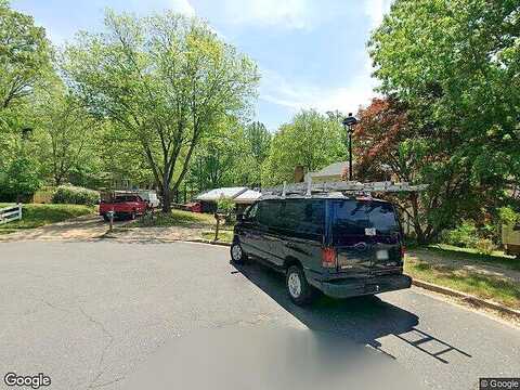 Saint George, SPRINGFIELD, VA 22153
