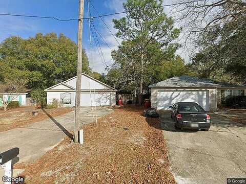 Courtney, CRESTVIEW, FL 32539