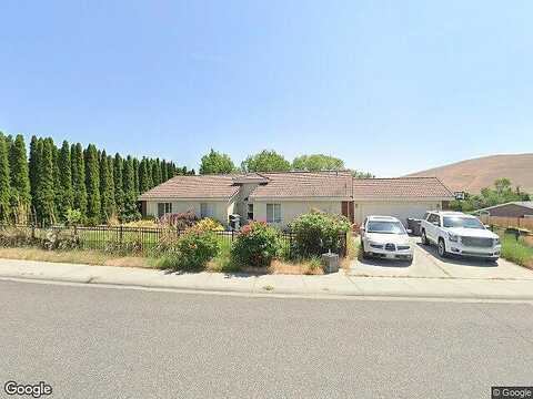 Holly, WEST RICHLAND, WA 99353