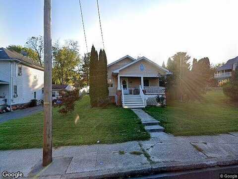Queen, LITTLESTOWN, PA 17340