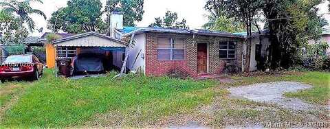 16Th, HIALEAH, FL 33010