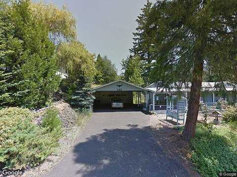 Sandra, CANYONVILLE, OR 97417