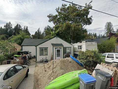 Kelly, BREMERTON, WA 98312