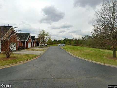 Roxy, ADAIRSVILLE, GA 30103