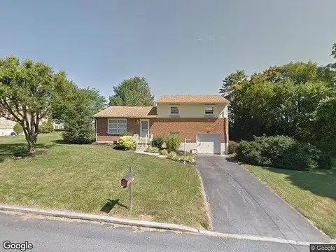 Davis, LEBANON, PA 17042