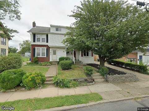 Roland, BROOKHAVEN, PA 19015
