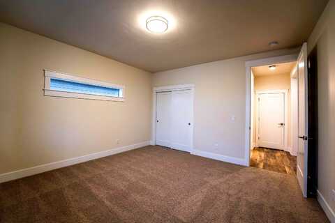 Redwood, REDMOND, OR 97756
