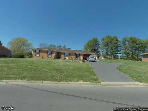 Davis, WAYNESBORO, VA 22980